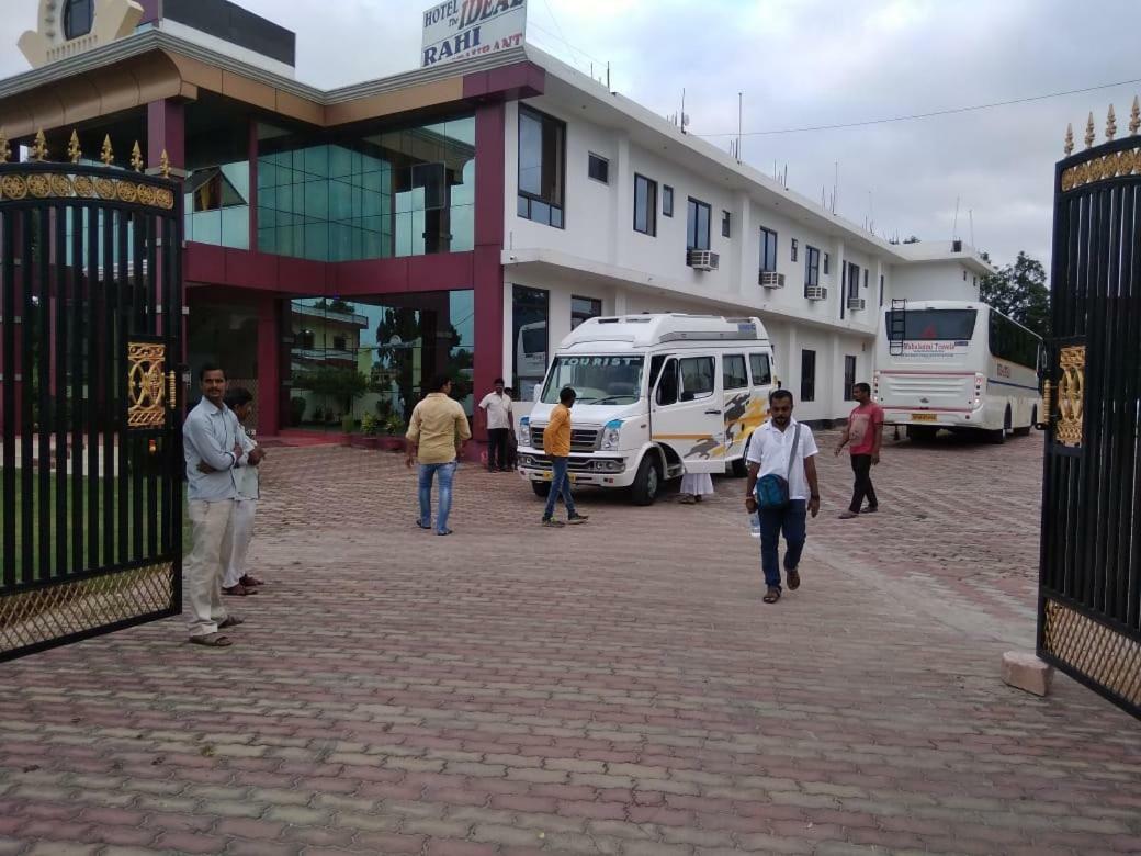 Hotel The Ideal Kushinagar Kültér fotó