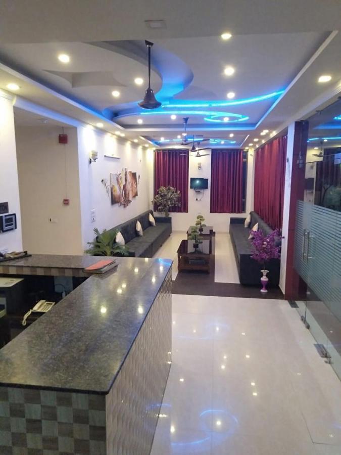 Hotel The Ideal Kushinagar Kültér fotó