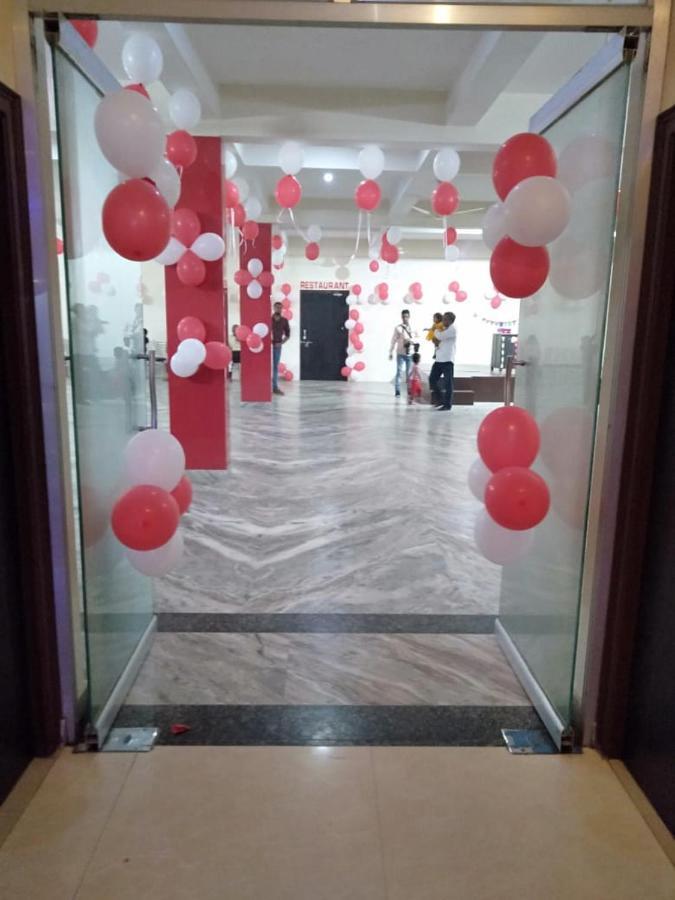 Hotel The Ideal Kushinagar Kültér fotó